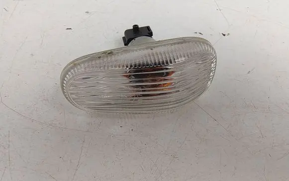 Saab 9-5 Front fender indicator light 12777318 12785743
