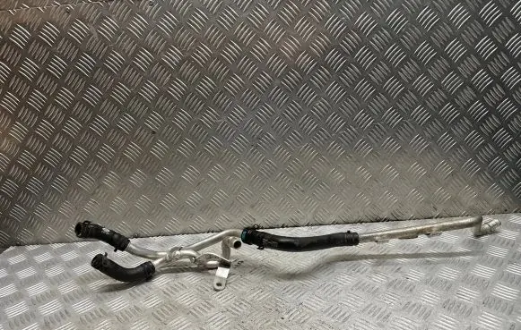 Land Rover Range Rover Sport L494 Engine coolant pipe/hose CPLA18B402AC