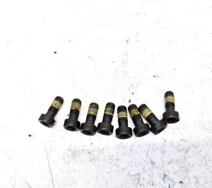 KIA Sportage Nuts/bolts 
