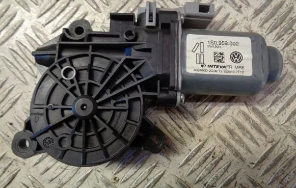 Seat Mii Front door window regulator motor 1S0959802 VW120FL 402490D
