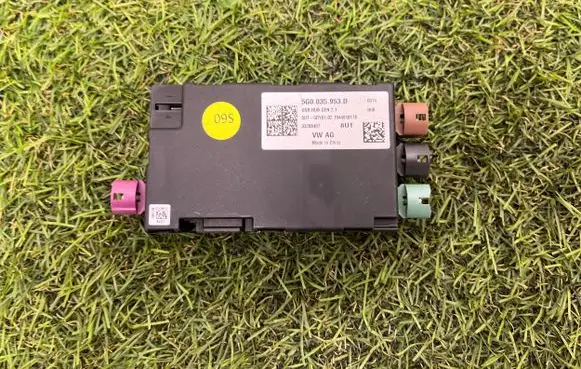Volkswagen PASSAT B8 Other control units/modules 5G0035953D 33288407 5G0035953