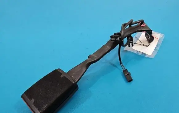 Volkswagen Touran I Front seatbelt 1T2857756E IMPRK1588619