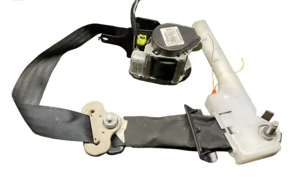 Nissan Juke I F15 Front seatbelt 617968000A
