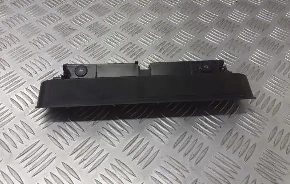 Volvo V70 Third/center stoplight 9151490