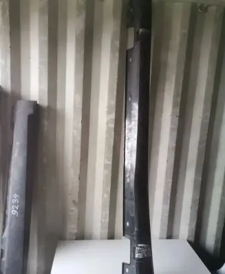 Mercedes-Benz E AMG W212 Sill A2126901540