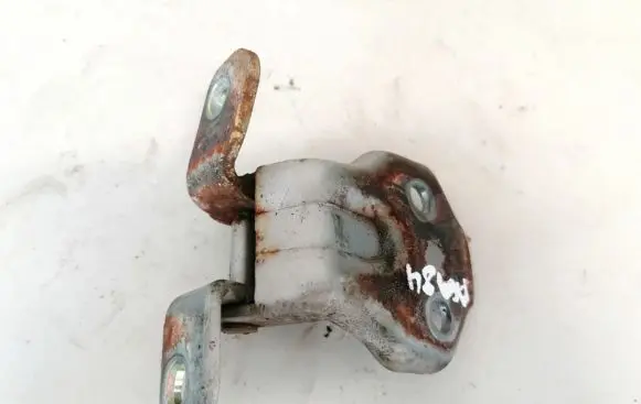 Mazda 626 Rear door lower hinge