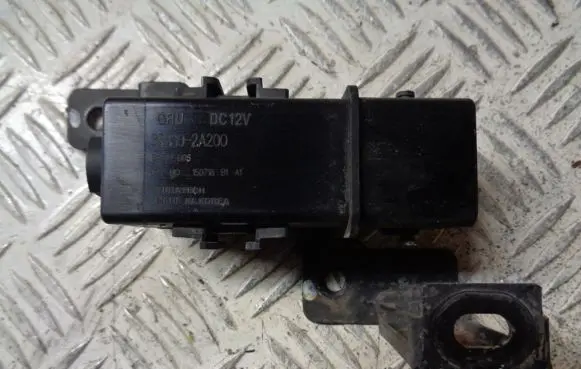 Hyundai i20 (GB IB) Glow plug pre-heat relay 368302A200