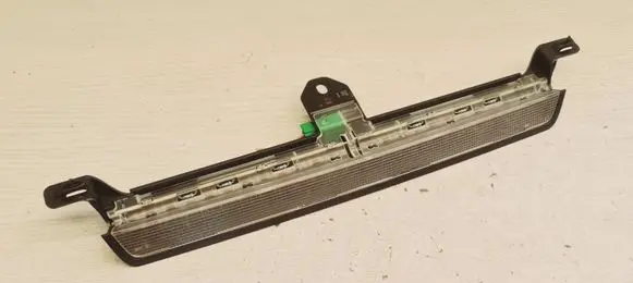 Volvo V70 Third/center stoplight 9154505 152690
