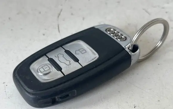 Audi Q5 SQ5 Ignition key/card 8T0959754D 5101808 05110000292006013