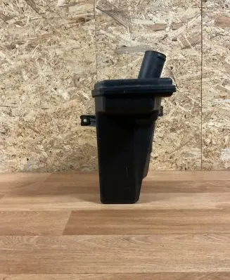 Nissan Primera Intake resonator 