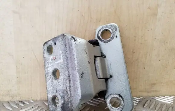 Volvo XC90 Tailgate hinge 30634334