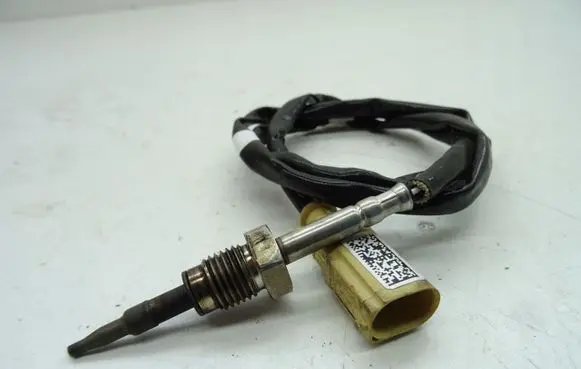 Audi A4 S4 B9 Exhaust gas temperature sensor 8W0906088F