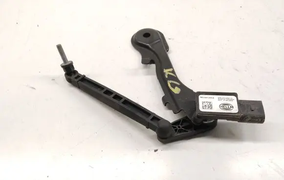 Audi A5 Headlight/headlamp level sensor 8B3941309A