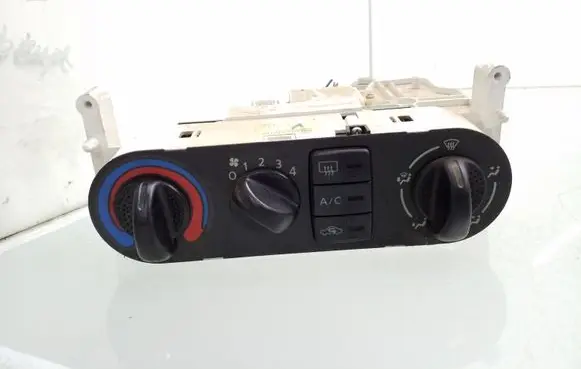 Nissan Almera N16 Climate control unit 15030
