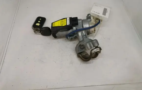 Toyota Yaris Ignition lock