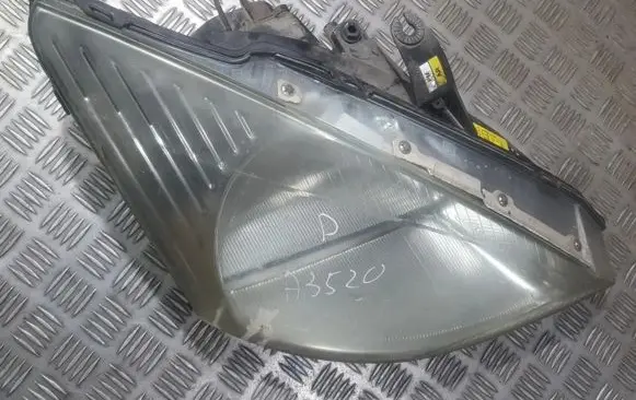 Ford Focus Headlight/headlamp