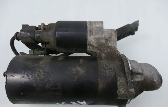 Audi A8 S8 D3 4E Starter motor 059911023