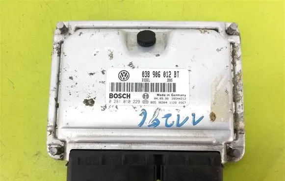Seat Toledo II (1M) Engine control unit/module 038906012BT