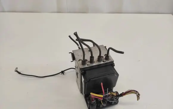 Nissan X-Trail T30 ABS Pump J3213NF C47A695 000100