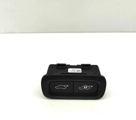Volvo XC40 Tailgate/boot open switch button 31674801