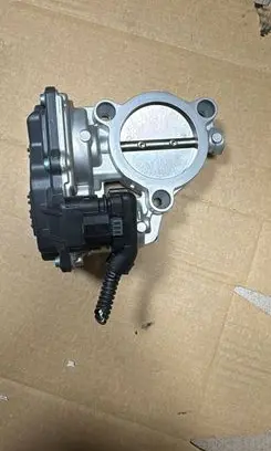 BMW X3 G01 Throttle valve 7618838 03438