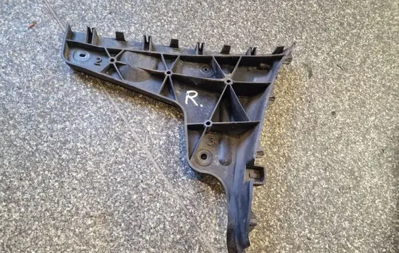 Audi A4 S4 B7 8E 8H Front bumper mounting bracket