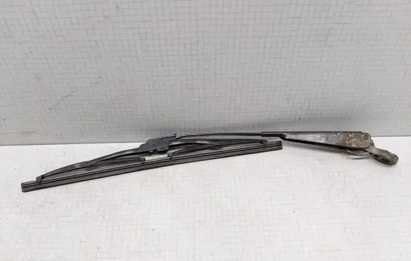 Toyota Avensis T220 Rear wiper blade 28780BM400