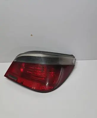 BMW 5 E60 E61 Rear/tail lights 6918768