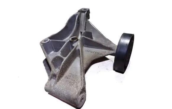 Audi A6 S6 C4 4A Power steering pump mounting bracket 053145515D