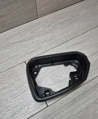 BMW X1 U11 Wing mirror glass 212837849