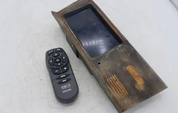 BMW 7 E38 Screen/display/small screen PHILIPS 22SY409