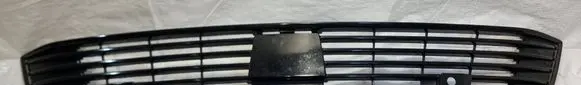 Opel Astra L Front bumper lower grill 9839979680