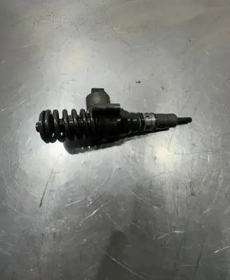 Audi A3 S3 8P Fuel injector 03g130073G