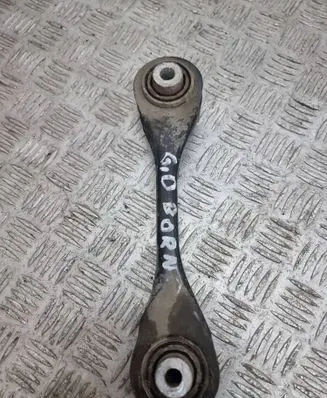 Rear control arm