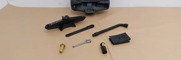 Jaguar XK8 - XKR Tool set MJA6360AB MMB6380AA