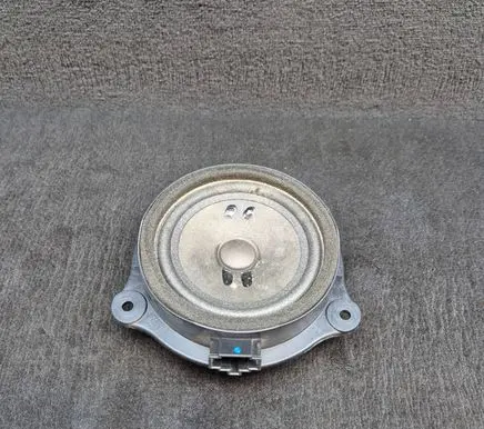 Audi A6 S6 C6 4F Front door speaker 4F0035411