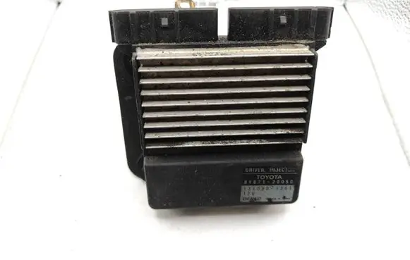 Toyota Avensis T250 Fuel injection control unit/module 8987120050 1310001261