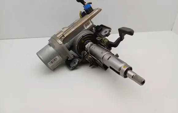 Opel Corsa D Power steering pump 55701302 2611786709A