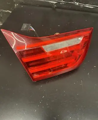 BMW 4 F32 F33 Tailgate rear/tail lights 7296101