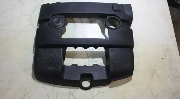 Volkswagen PASSAT B6 Engine cover (trim) 06A103925
