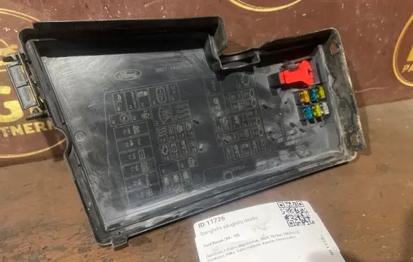 Ford Focus Fuse box cover 3M5T14A076AG