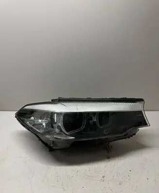 BMW 5 G30 G31 Headlight/headlamp 8499119