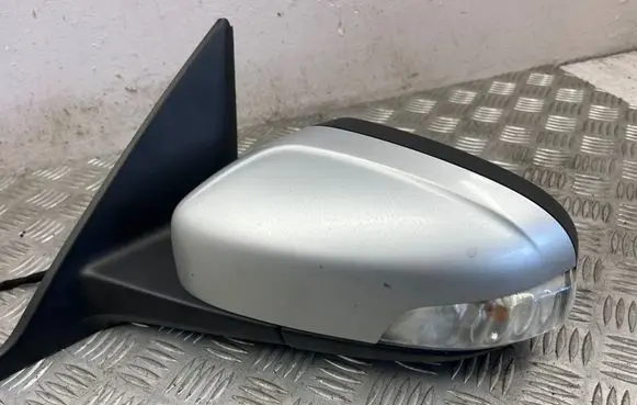 Manual wing mirror