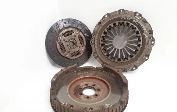 Nissan Micra Clutch set kit 8200365663 8200183704
