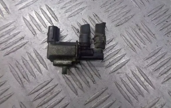Suzuki SX4 Vacuum valve 