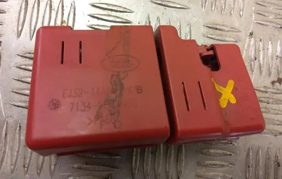 Land Rover Evoque I Positive wiring loom EJ3214A206KB
