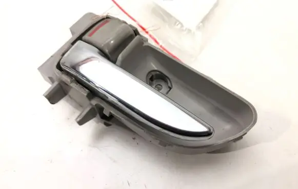 Subaru B9 Tribeca Front door interior handle