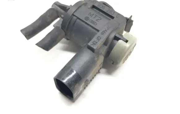Seat Alhambra (Mk1) Fuel pressure regulator 1J0906283C