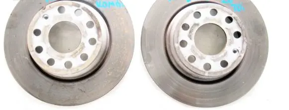 Volkswagen PASSAT B7 Rear brake disc