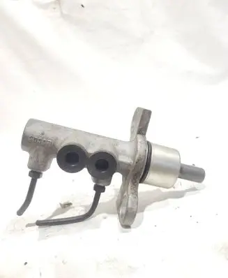 Audi A4 S4 B5 8D Master brake cylinder 151973